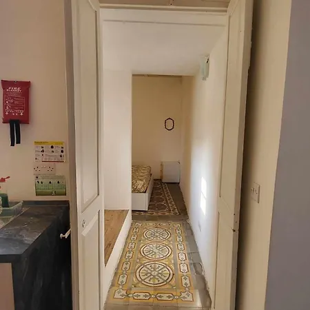 Cozy 2 Bedroom Maisonette * Kalkara