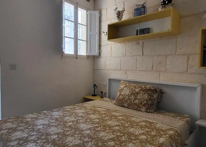 Apartman Cozy 2 Bedroom Maisonette Kalkara