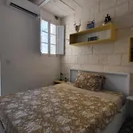 דירה Cozy 2 Bedroom Maisonette Kalkara