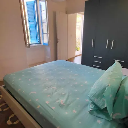 Cozy 2 Bedroom Maisonette Apartment