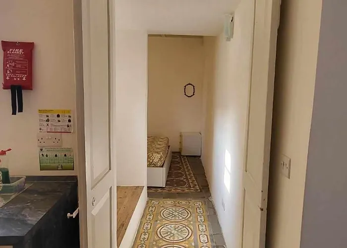 Cozy 2 Bedroom Maisonette * Kalkara