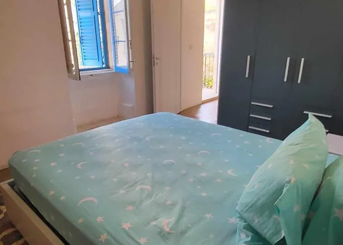 Cozy 2 Bedroom Maisonette Apartamento